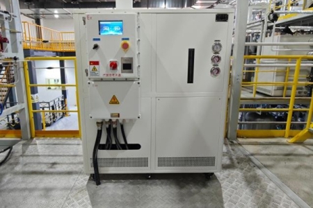 制冷控溫設(shè)備制冷介質(zhì)怎么選擇？