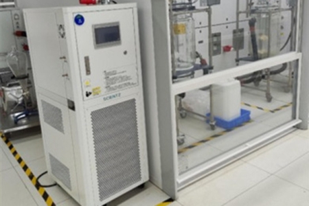 高低溫循環(huán)器選購時(shí)需注意流量、功率和揚(yáng)程參數(shù)