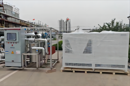 高低溫一體循環(huán)機的原理、功能與應(yīng)用全解析