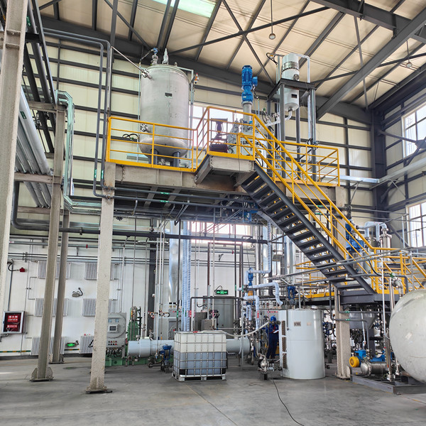 新芝阿弗斯防爆一拖二溫控系統(tǒng)設(shè)備實(shí)拍圖5